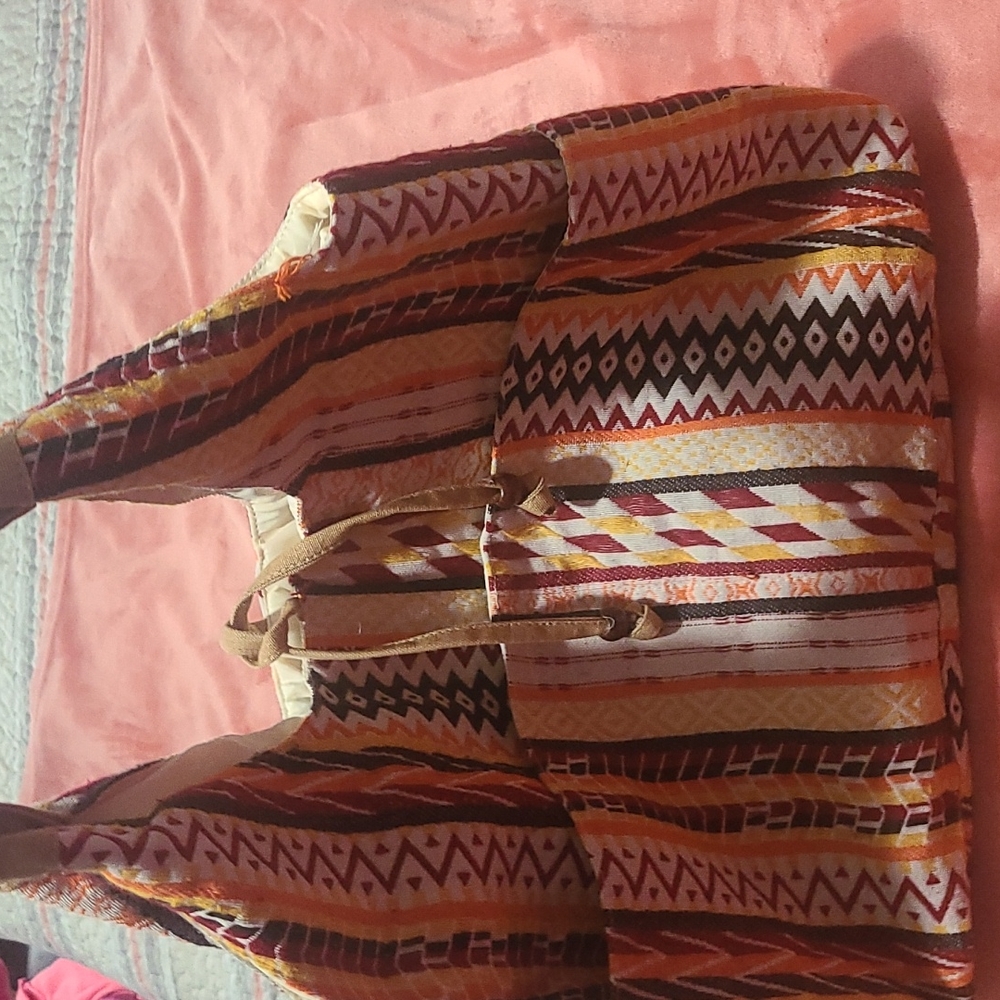 Super cute bag! - Picture 3 of 7